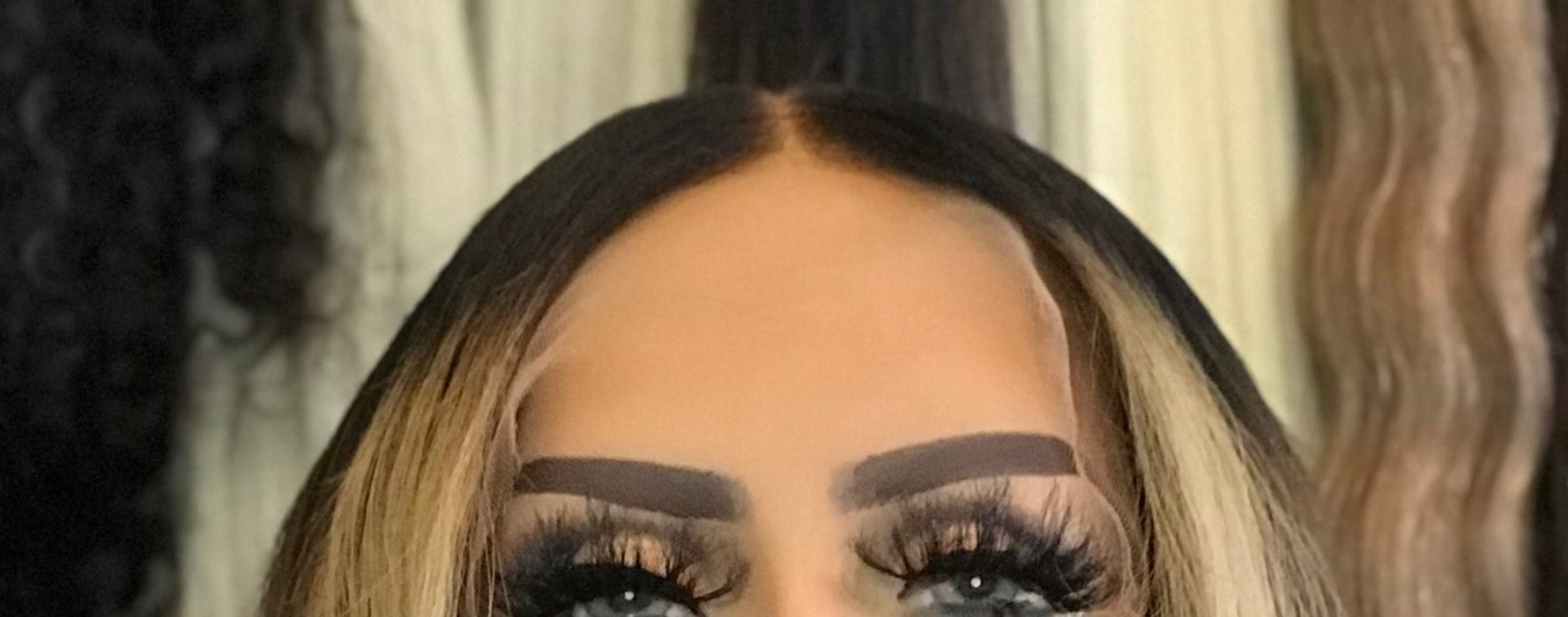 Ombre Blonde 26" (HD clear lace) 13x6 Frontal wig.